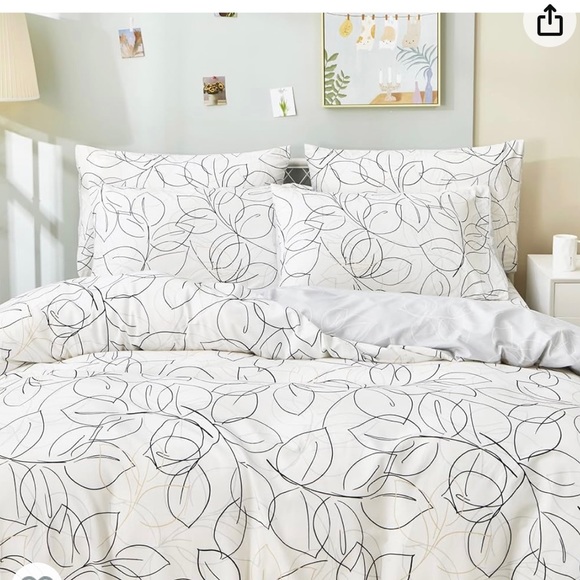 Twin Duvet Cover Set. New in Package. Unopened. - Picture 2 of 5